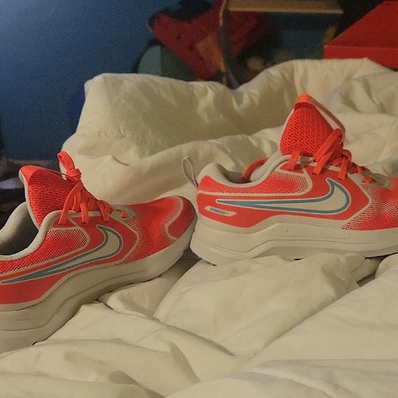 Nike Kids' Orange and Blue Sneakers - Picture 3 of 6